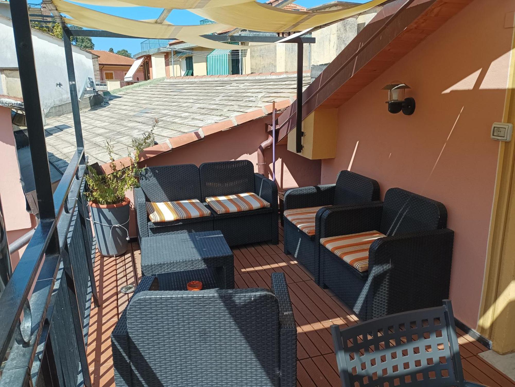 Delizioso Attico Con Ampio Terrazzo E Garage A Due Passi Dal Mare E Dalle Cinqueterre Lt-0485 เลวานโต ภายนอก รูปภาพ